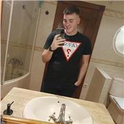 Soy un chico de Elche, que puedo dar clases online a cualquier persona de educación primaria, secundaria e incluso bachillerato. A día de hoy estoy estudiando ingeniería eléctrica y tengo amplios conocimientos en física, matemáticas, química... Ciencias e